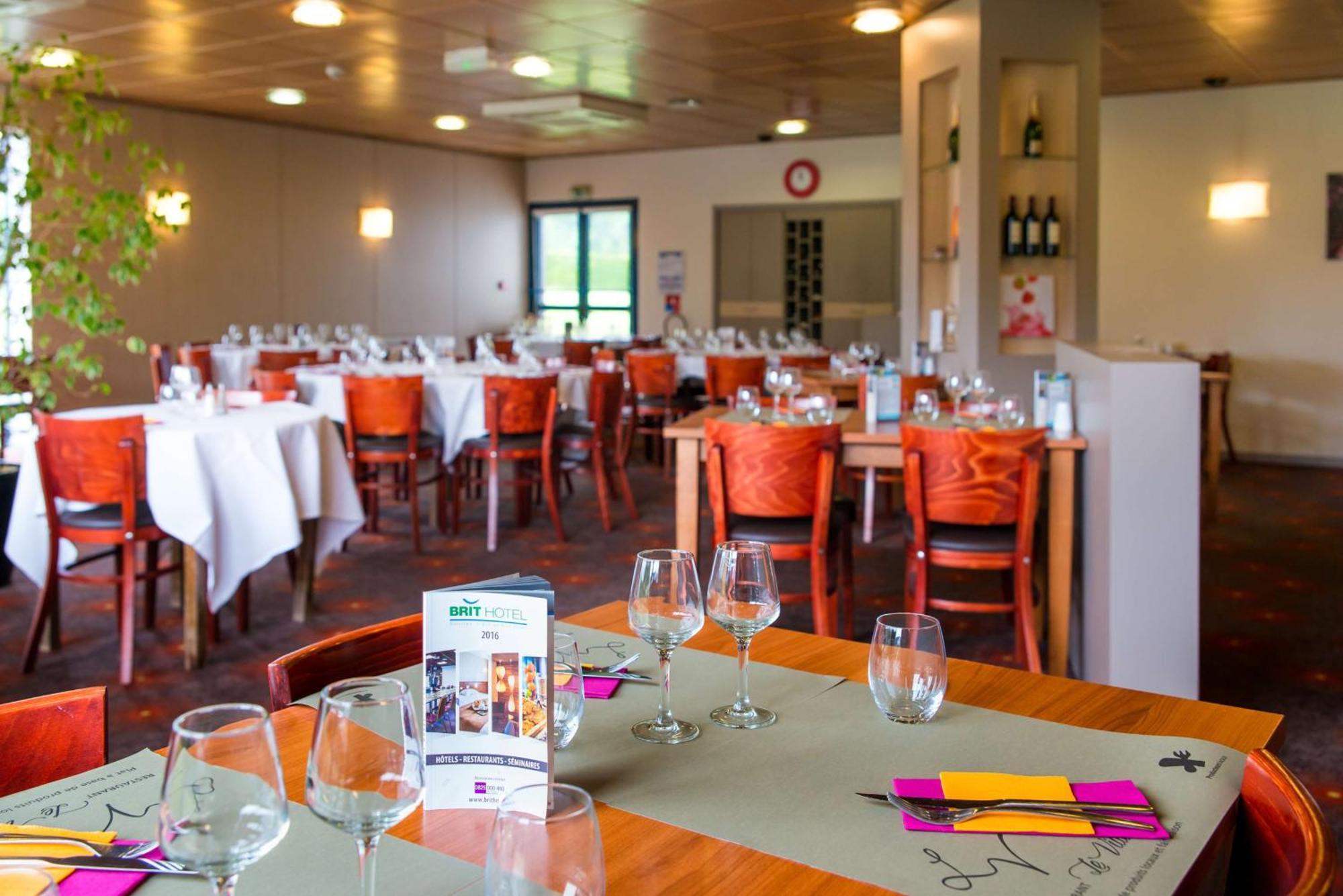 Brit Hotel Rennes St Gregoire - Le Villeneuve แซ็งต์-เกรกัวร์ ภายนอก รูปภาพ