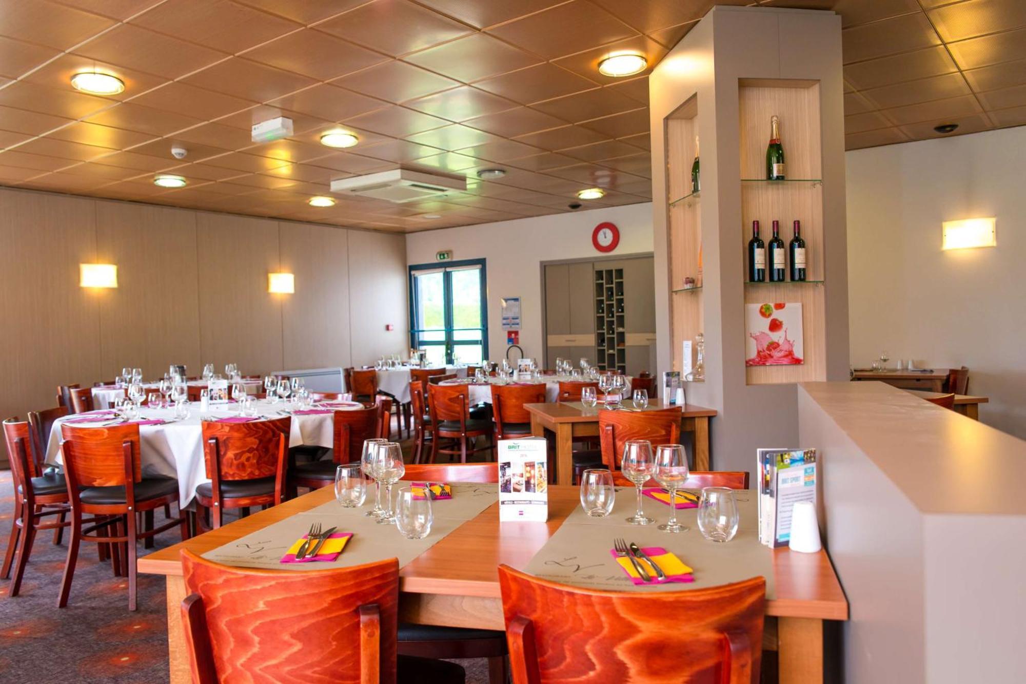 Brit Hotel Rennes St Gregoire - Le Villeneuve แซ็งต์-เกรกัวร์ ภายนอก รูปภาพ