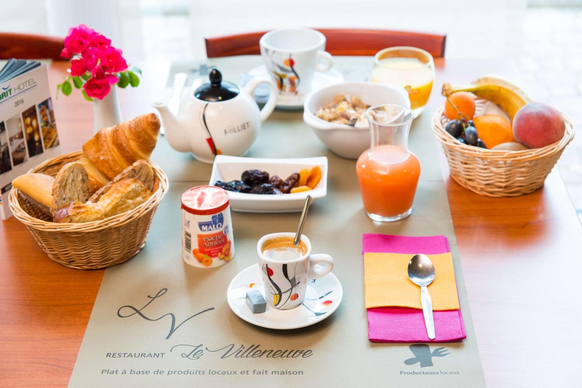 Brit Hotel Rennes St Gregoire - Le Villeneuve แซ็งต์-เกรกัวร์ ภายนอก รูปภาพ