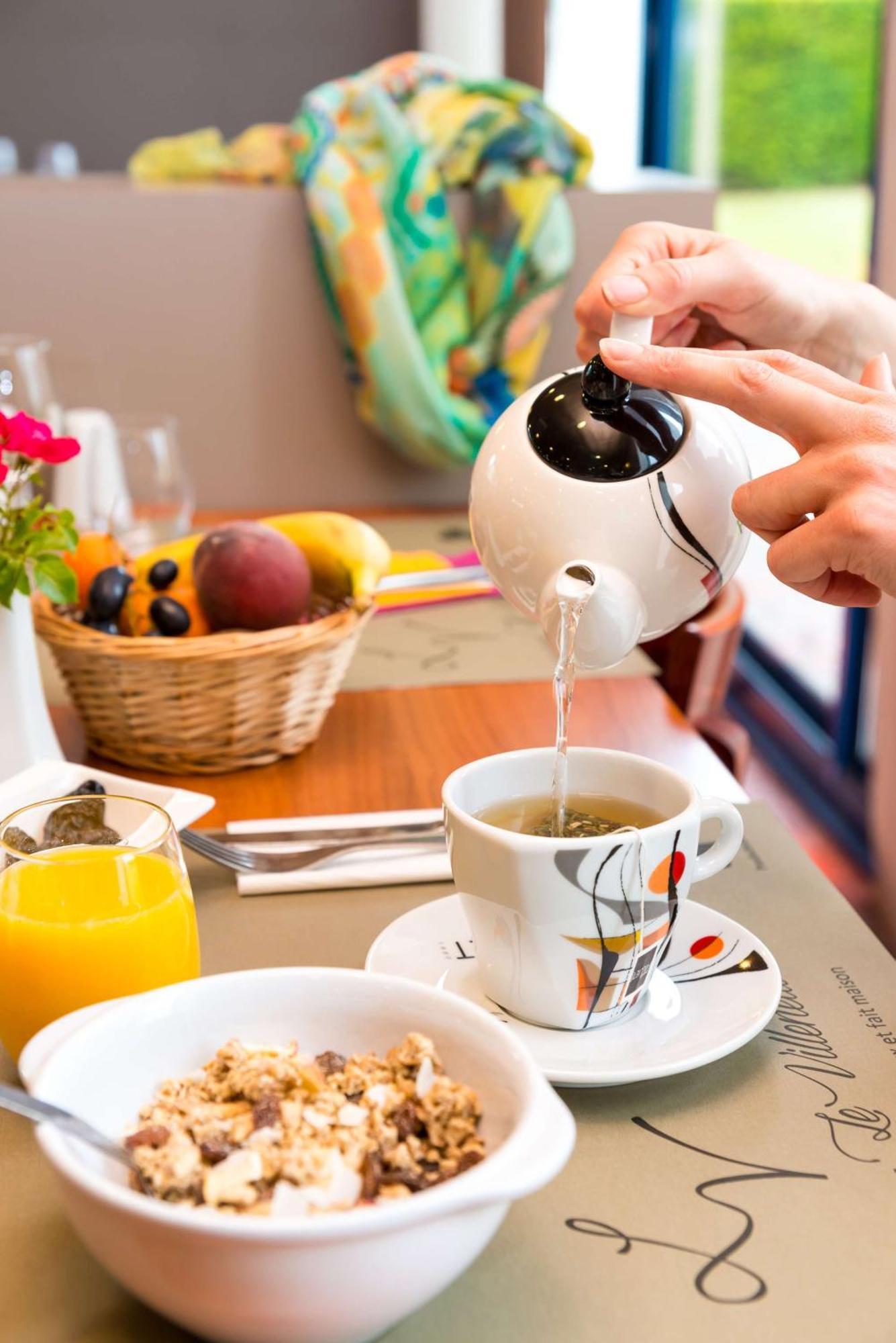 Brit Hotel Rennes St Gregoire - Le Villeneuve แซ็งต์-เกรกัวร์ ภายนอก รูปภาพ