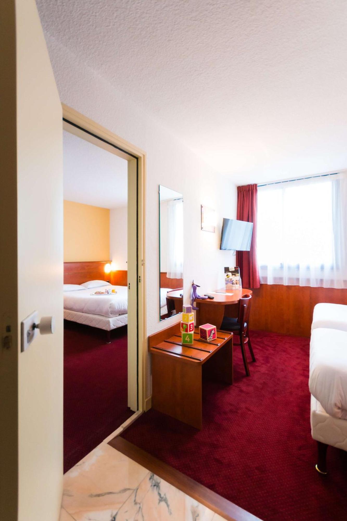 Brit Hotel Rennes St Gregoire - Le Villeneuve แซ็งต์-เกรกัวร์ ภายนอก รูปภาพ
