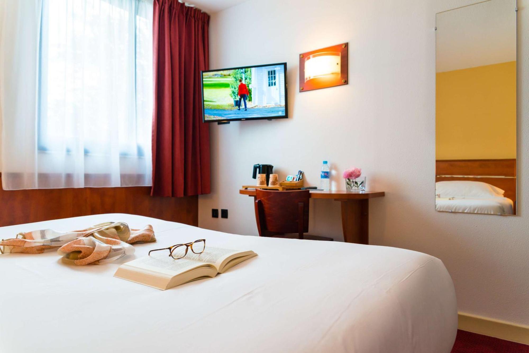 Brit Hotel Rennes St Gregoire - Le Villeneuve แซ็งต์-เกรกัวร์ ภายนอก รูปภาพ